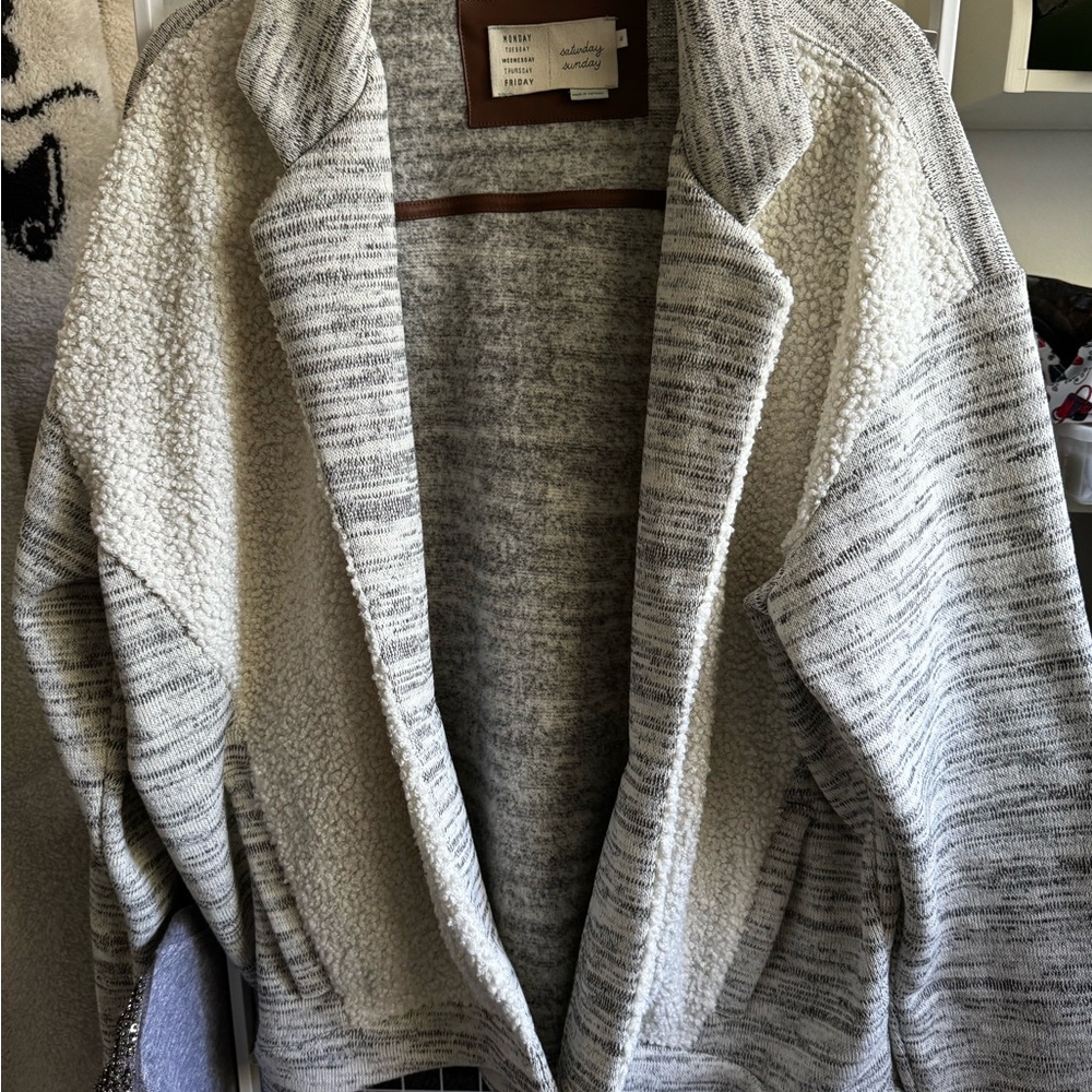 🩶🤍Anthropologie Cardigan XL Gray Cream Open Front Sherpa Long Sleeve🤍🩶